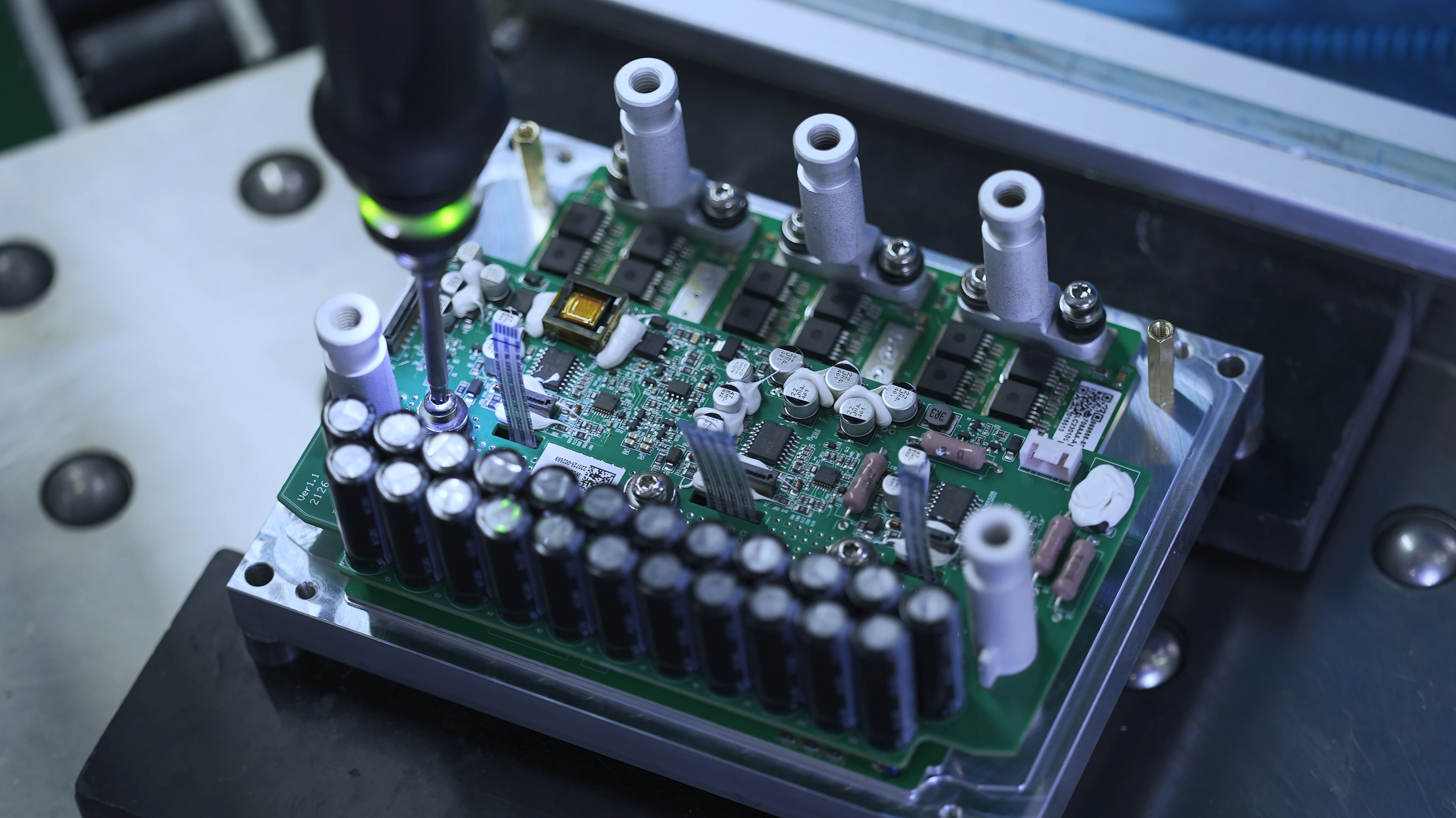 智能电机驱动控制系统插图 illustration of intelligent motor drive control system